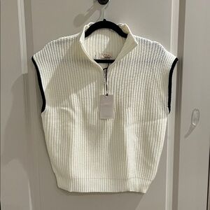 NWT Elan Cream Sleeveless Knit Sweater Vest